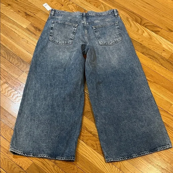 GAP Extra Baggy Low Rise Jeans Short Length